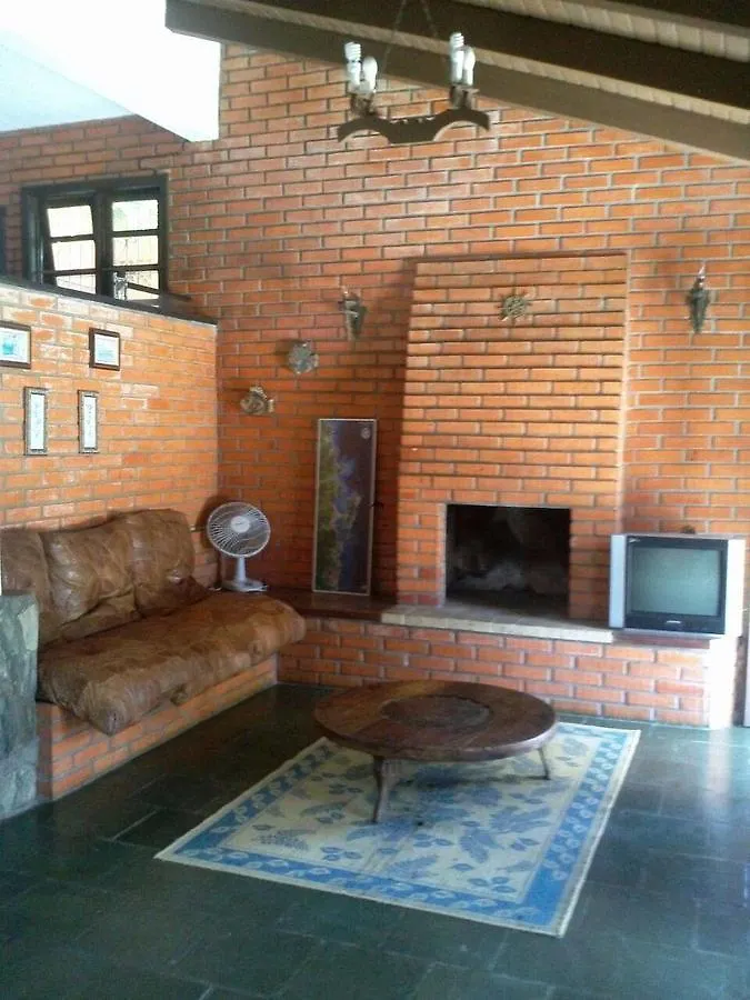 Pousada Buganvilia Bombinhas 0*,